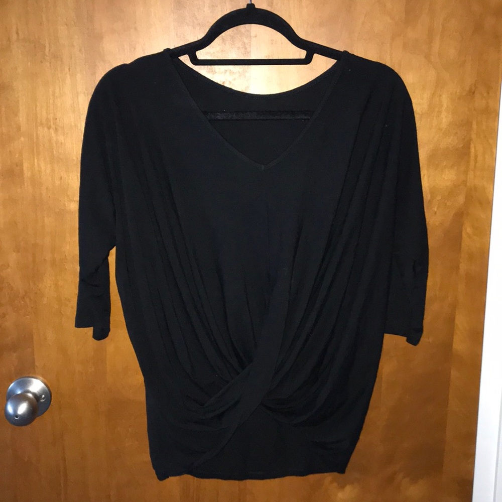 Cross cross front black shirt